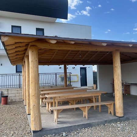 Villa Class Sînmartin Exteriér fotografie