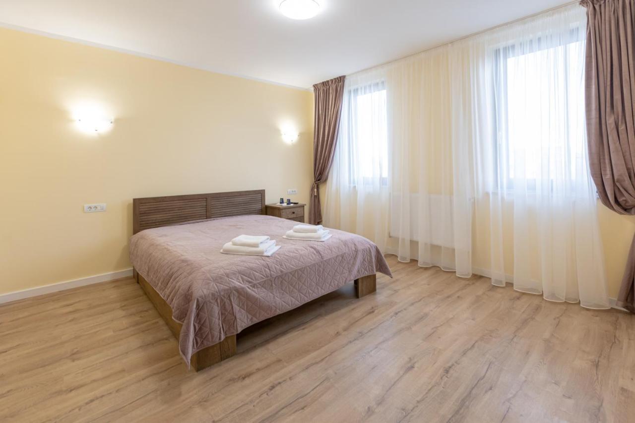 Villa Class Sînmartin Exteriér fotografie